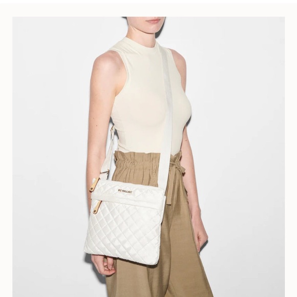 MZ Wallace Pearl Metallic Metro Flat Xbody Bag - Picture 2 of 6